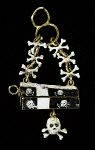 2006AB9727-01
&copy; Victoria and Albert Museum, London
Skull pendant. Germany, early 17th century