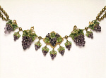 2006AN7410-01
&copy; Victoria and Albert Museum, London
Necklace. France, 19th century