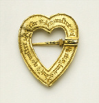 2006AN7822-01
&copy;
Heart-shaped brooch. Gold. Probably France,  15th century.