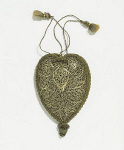 2006AM7802-01
&copy; Victoria and Albert Museum, London
Purse. England, mid-17th century