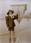2006AC3210-01
&copy; Andrew Pitcairn-Knowles
Gordon Pitcairn-Knowles in Belgium Shrimpers Outfit, photo Andrew Pitcairn-Knowles. Belgium, early 20th century