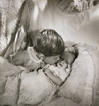 2006AL1076-01
&copy; Victoria and Albert Museum, London
Prince Charles kissing baby Princess Anne, photo Cecil Beaton. England, 1950