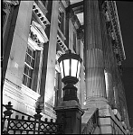 1000JG0020-01
&copy; John Gay
Streetlight, photo John Gay. London, England, 1940s
