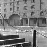 1000JG0028-01
&copy; John Gay
Albert Dock, photo John Gay. Liverpool, Merseyside, England, 1940s