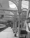 1000JG0044-01
&copy; John Gay
High Barnet tube station, photo John Gay. London, England, 1940s