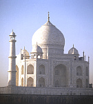 1000VK0049-01
&copy; Victor Kennet
Taj Mahal, photo Victor Kennett. Agra, India, 20th century